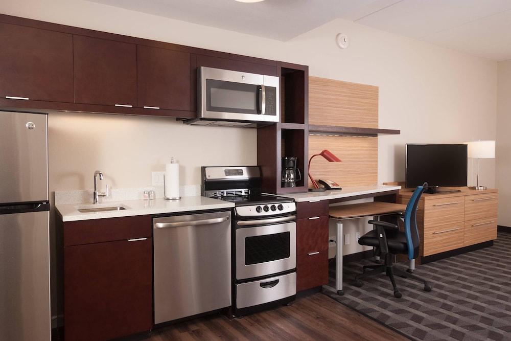 Towneplace Suites Charleston Airport Convention Center 48/49