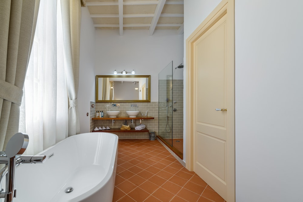 Seranova Luxury Hotel - Adults Only 47/50