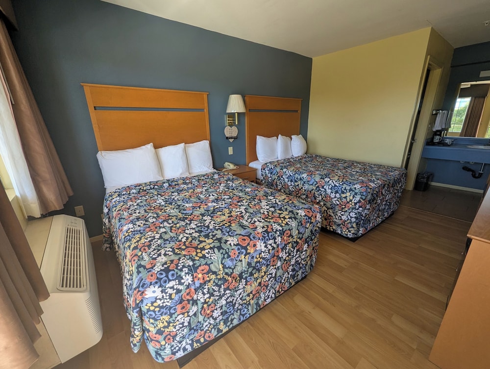 Oceanview Motel - Huntington Beach 13/50