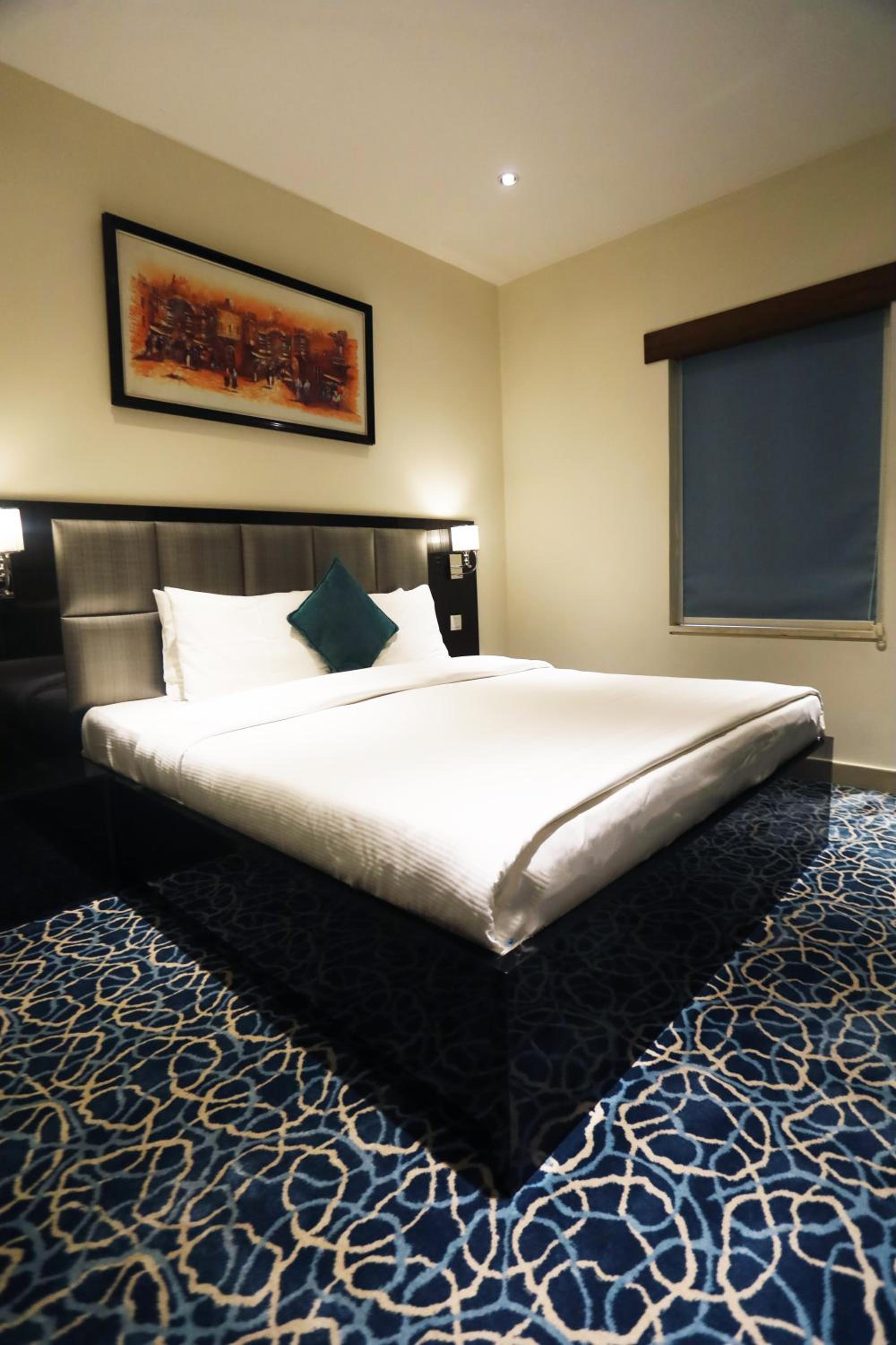 Superior, Suite, King Bed
