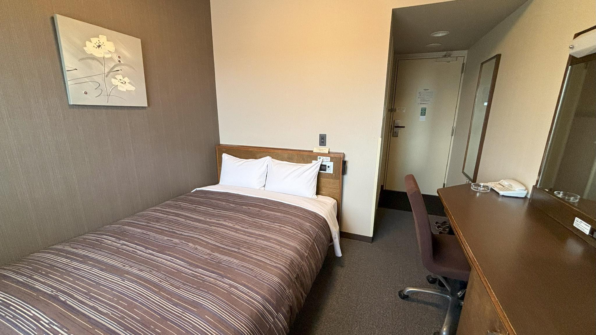 Semi Room, Standard, Semi Double Bed, Bathtub, Main Building, Smoking