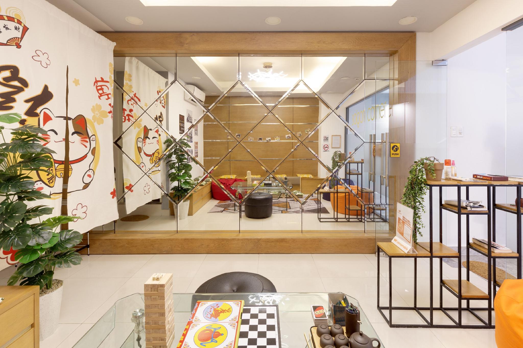 Saigon Authentic Hostel - City Walk, Cooking Class, Food Tour, Breakfast, Gym, Rooftop 3/35