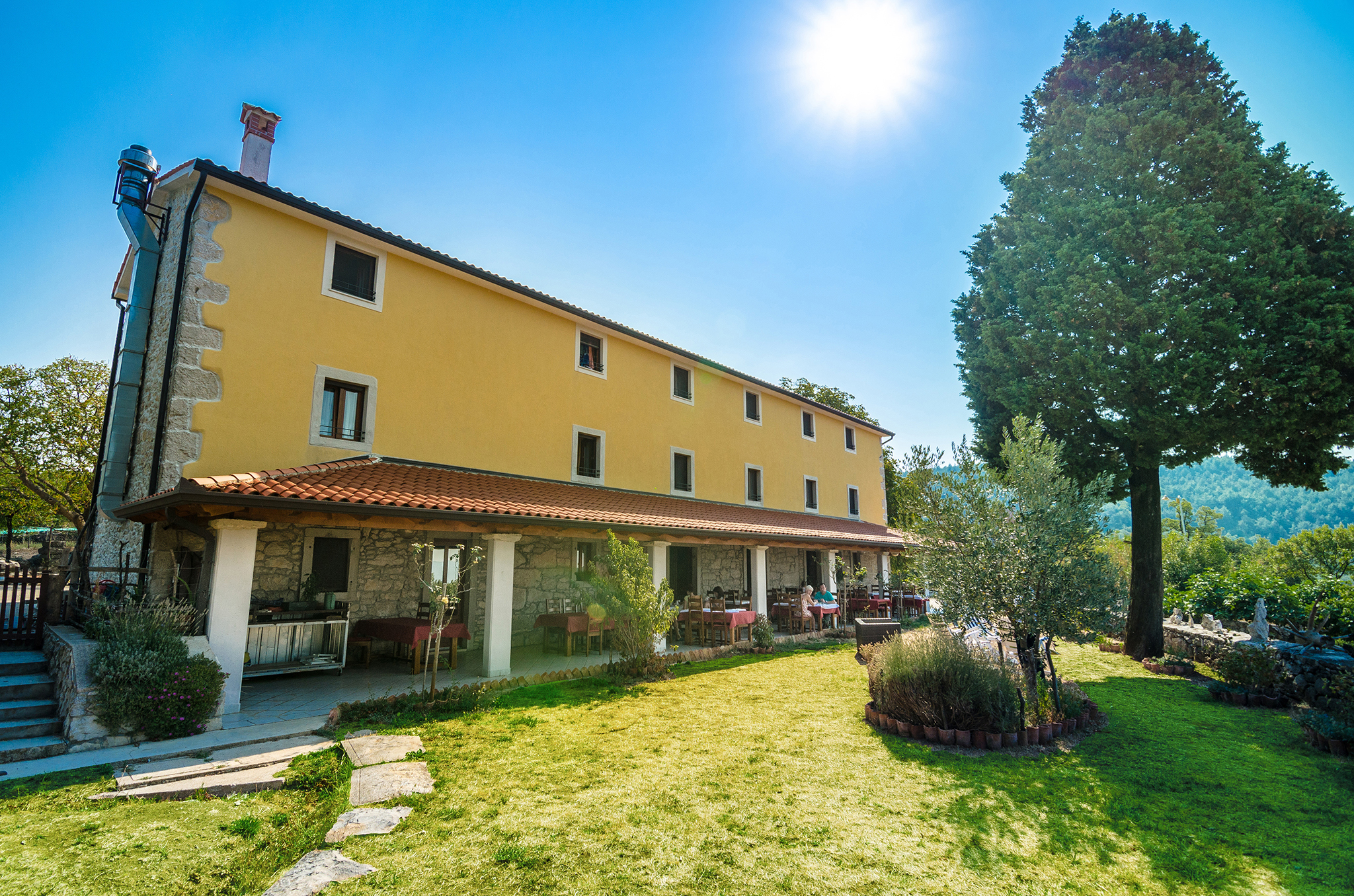 HOTEL MIRTA 26/29
