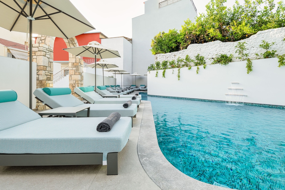 Dioni Boutique Hotel 25/45