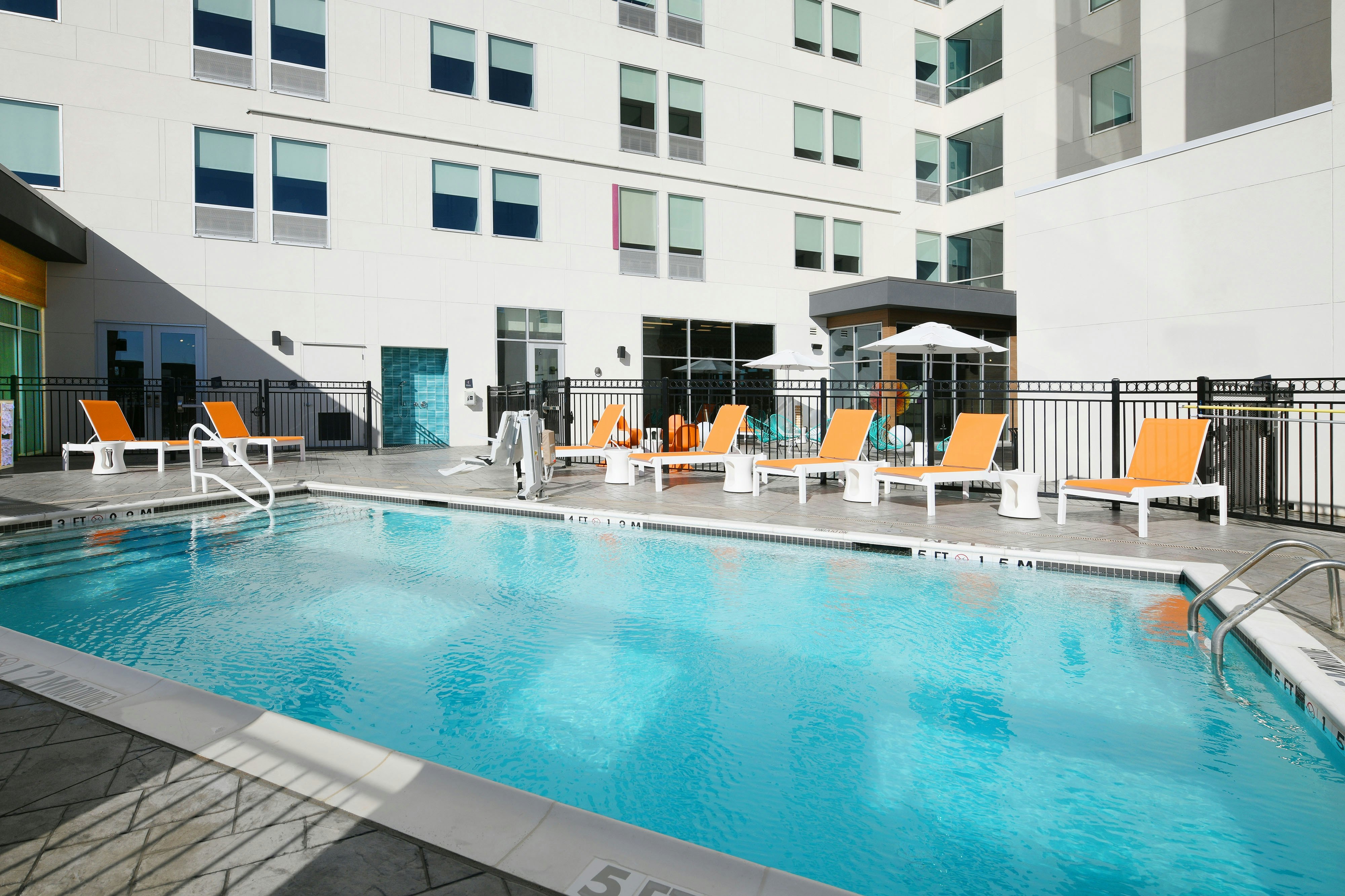 Aloft Dallas Euless 6/44