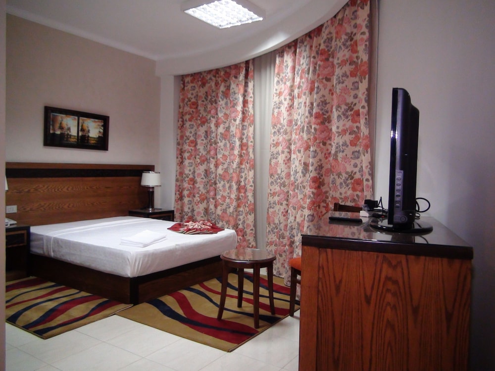 Glorious Hotel Cairo 19/47