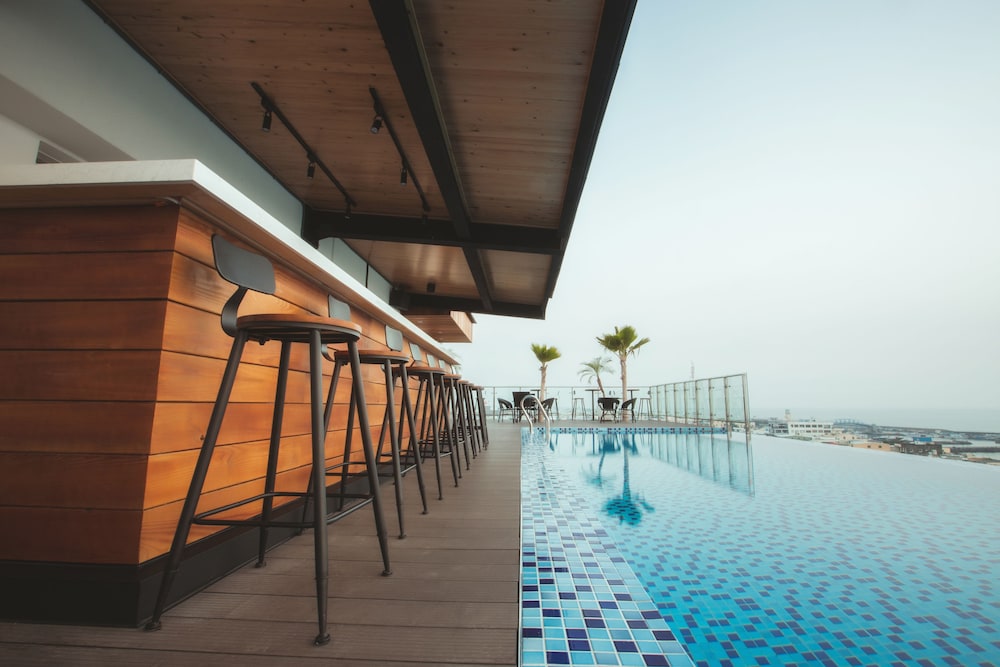 Fangliao Hotel 41/65