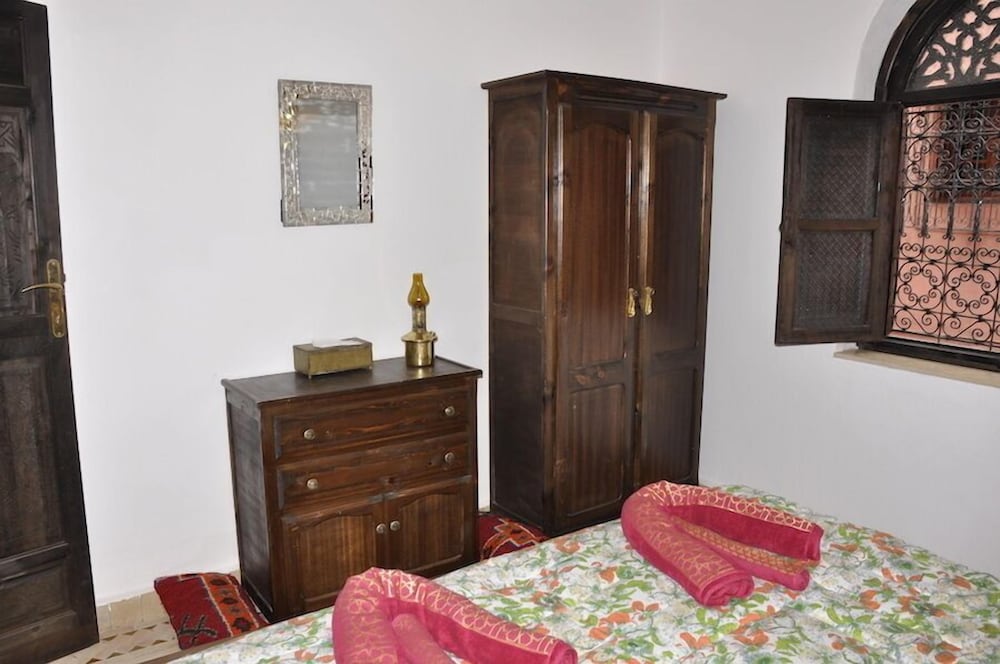 Riad Marwa 11/83