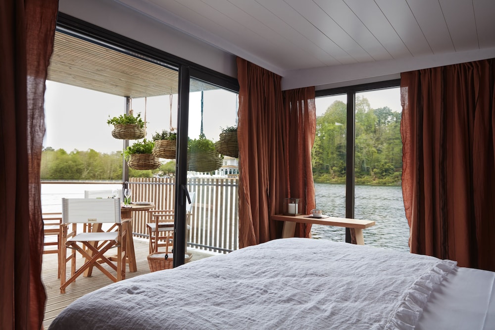 Family, Lodge, 2 King Beds