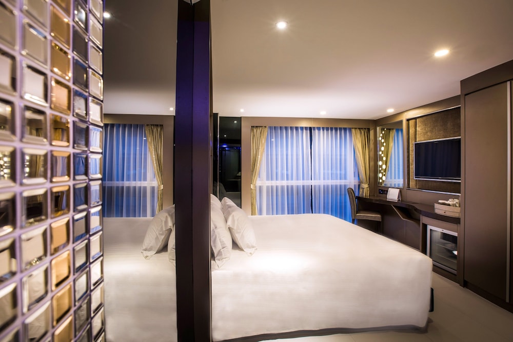 Azure Hotel Pattaya 14/32