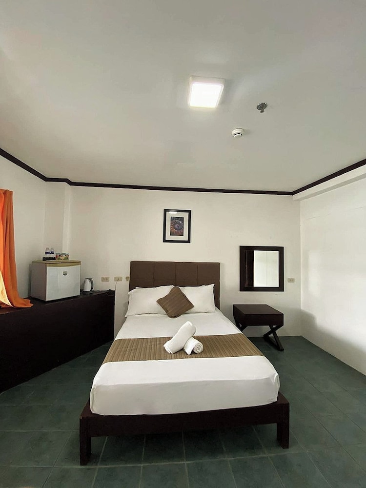 Subiza Beach Resort 20/48