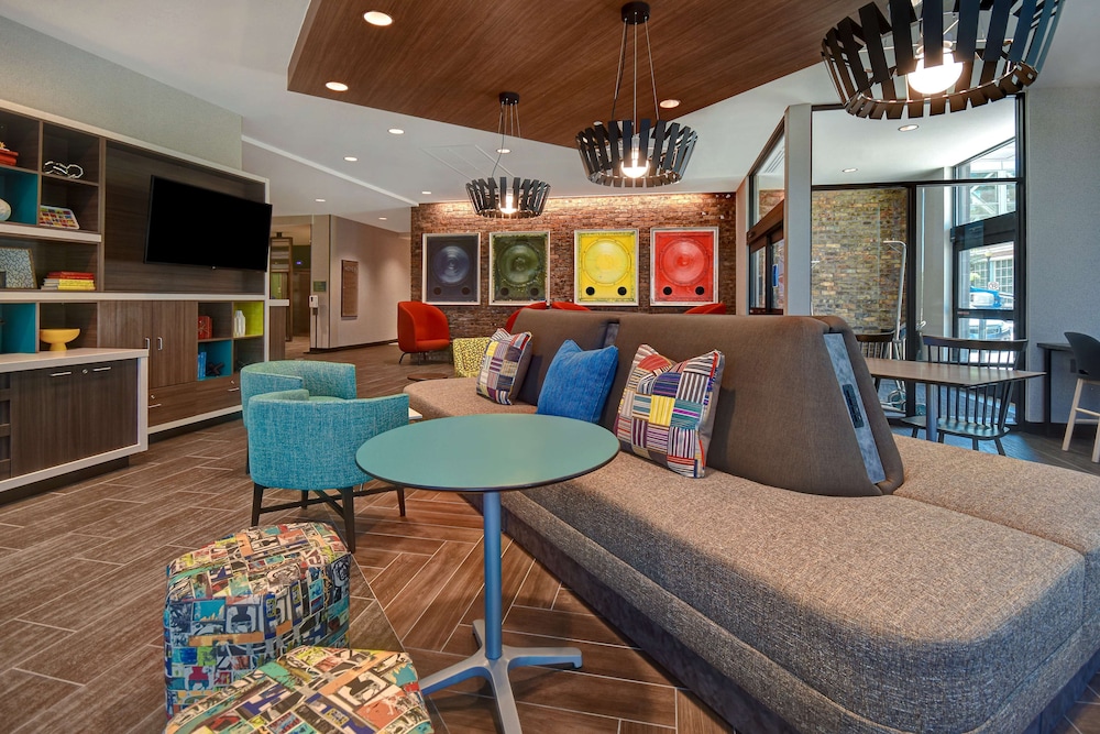 Home2 Suites by Hilton Kalamazoo Downtown 49/67