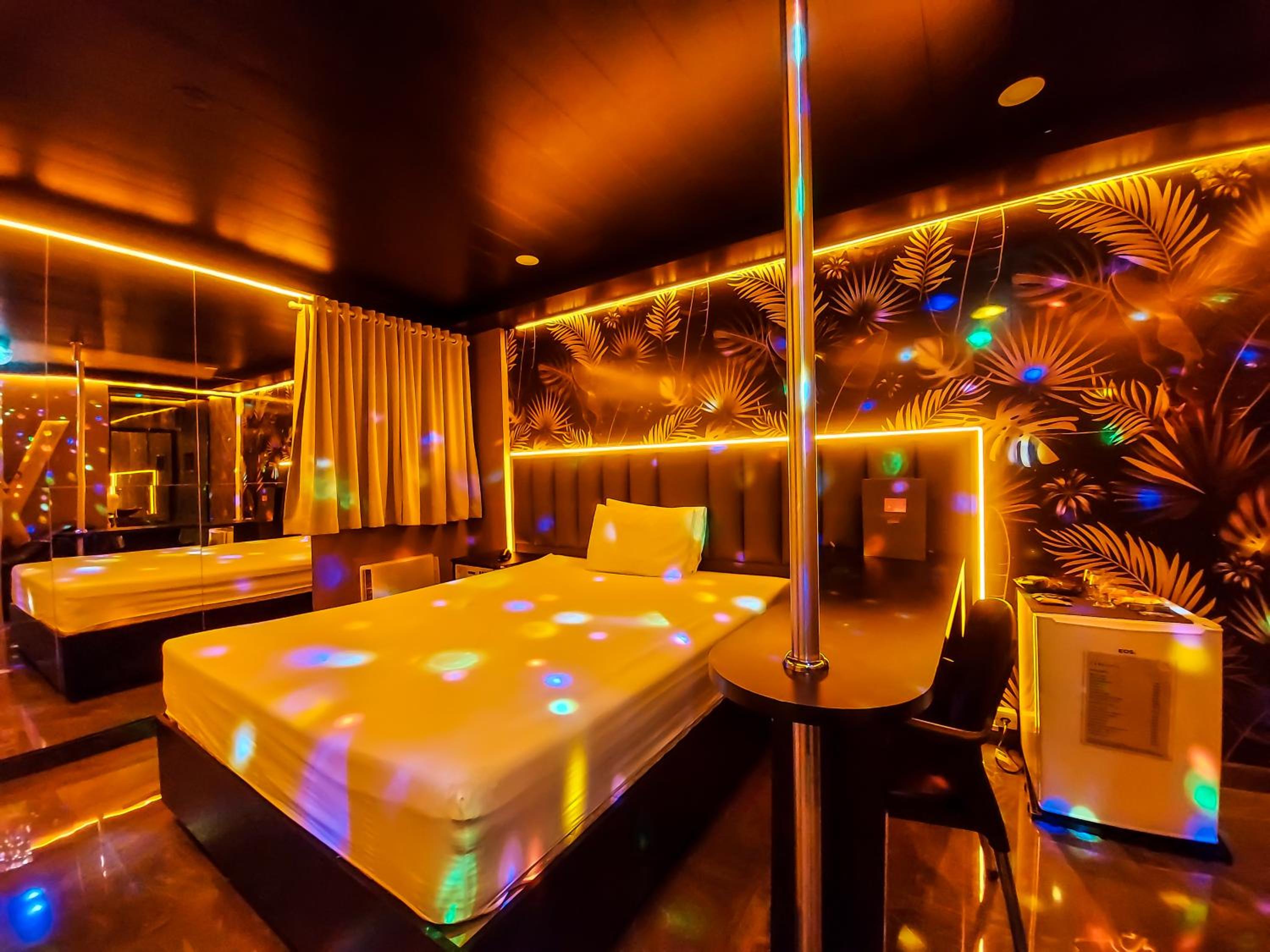Adrenalina Hotel - Adults Only 40/51
