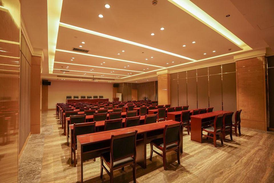 Wanrui Seasons Hotel 26/29
