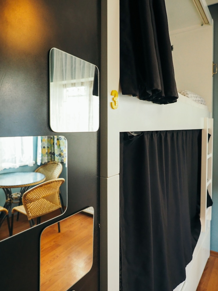 Deeps Hostel 14/44