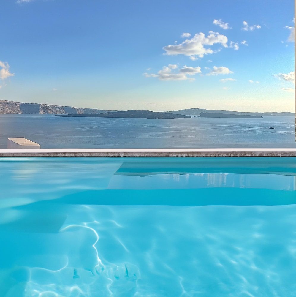 Andronis Luxury Suites 75/78