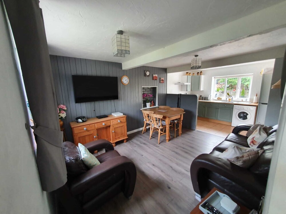Martin Lane Farm Holiday Cottages 25/50