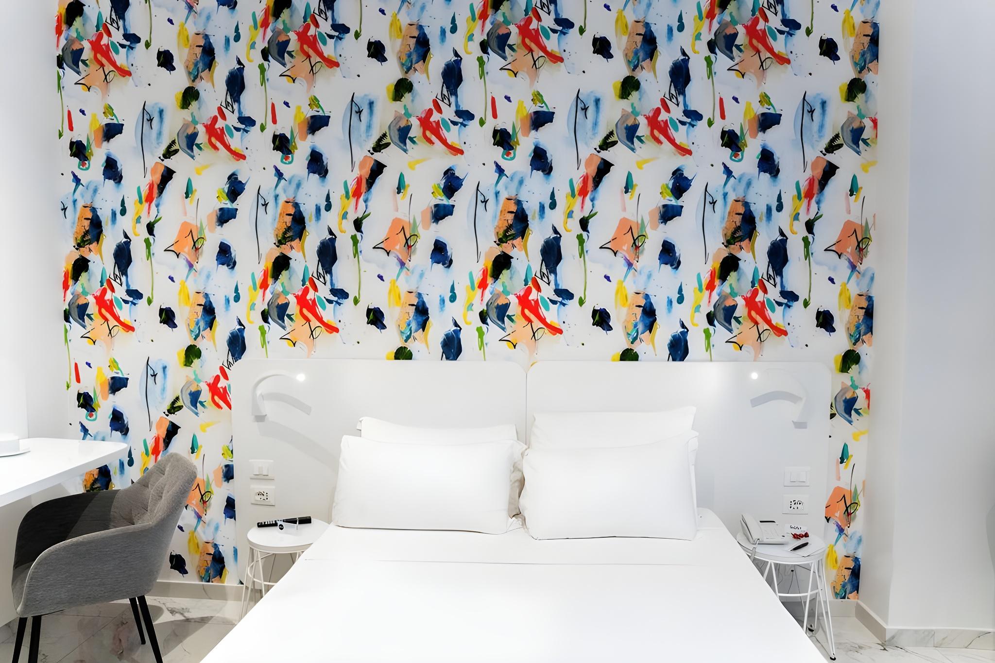 ROOM, TRIPLE