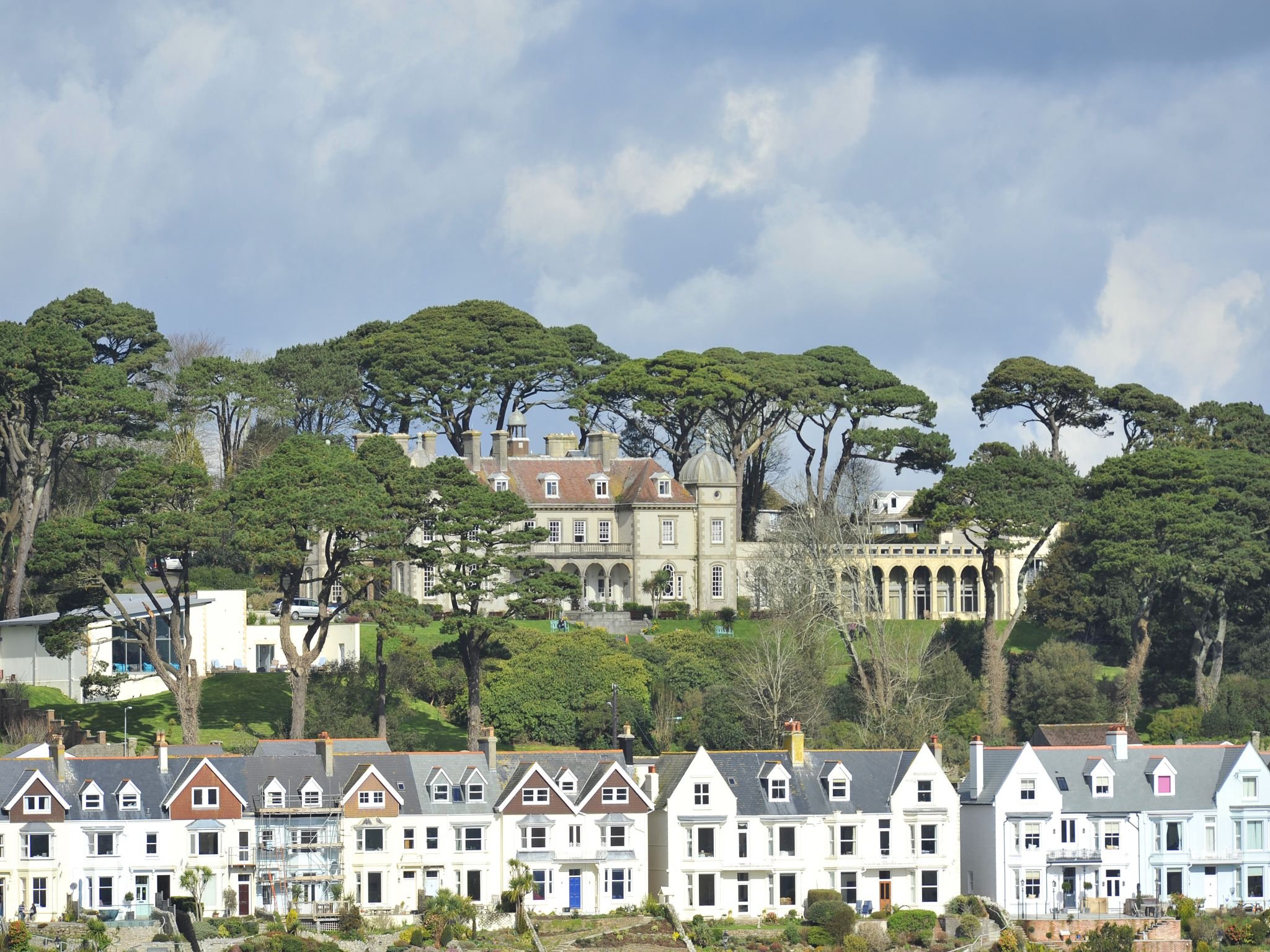 Fowey Hall 18/21