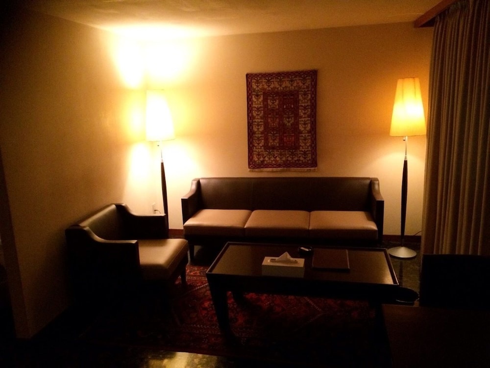 Hotel Ceeds - Adults Only 23/27