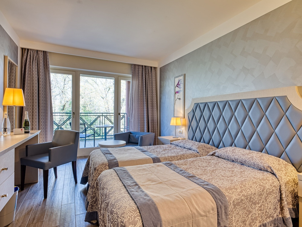 Parc Hotel Gritti 26/77