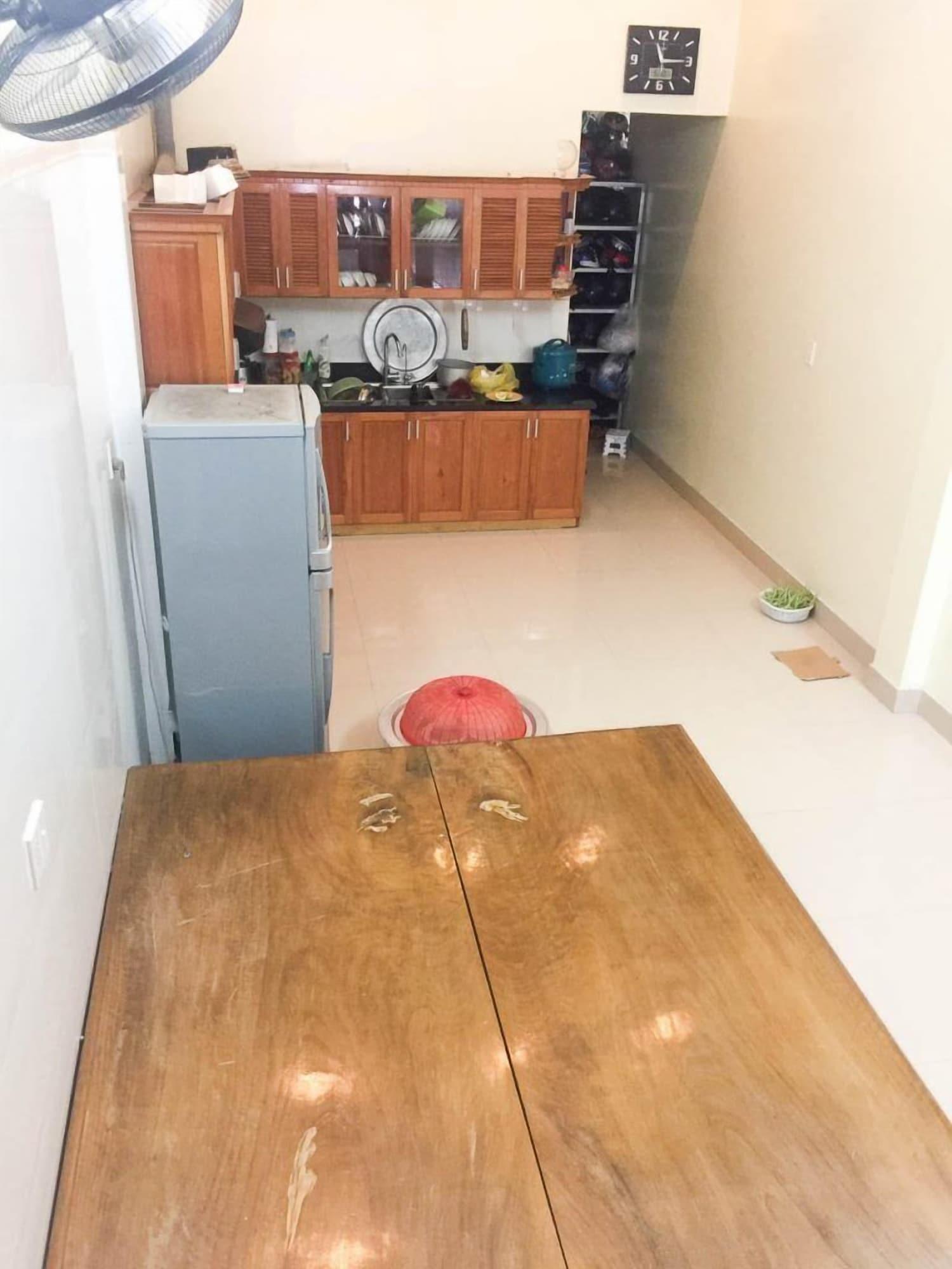 Hang Thuong Hostel 3/14