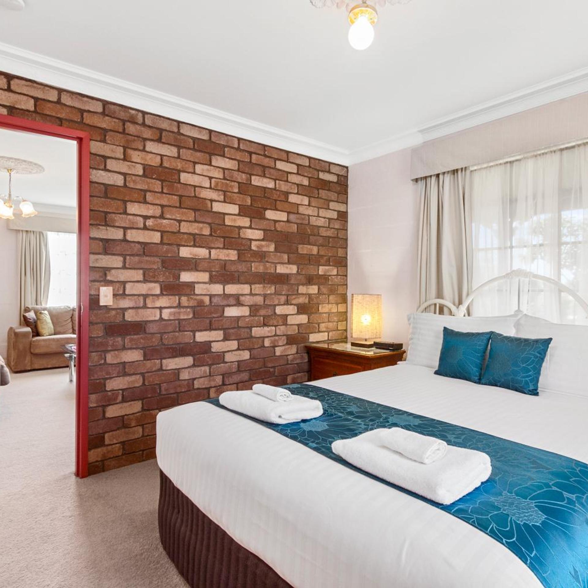 3 Bedrooms, Cottage, Bay View