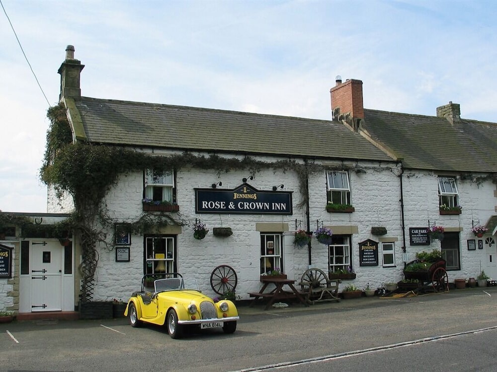 The Rose and Crown 19/25