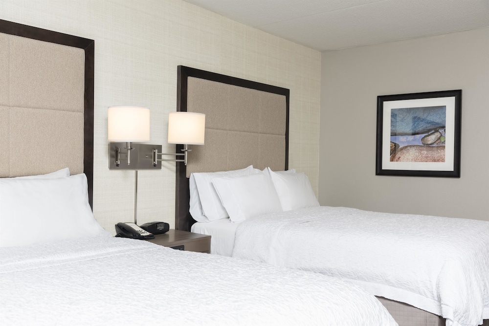 Hampton Inn Bloomington 18/62