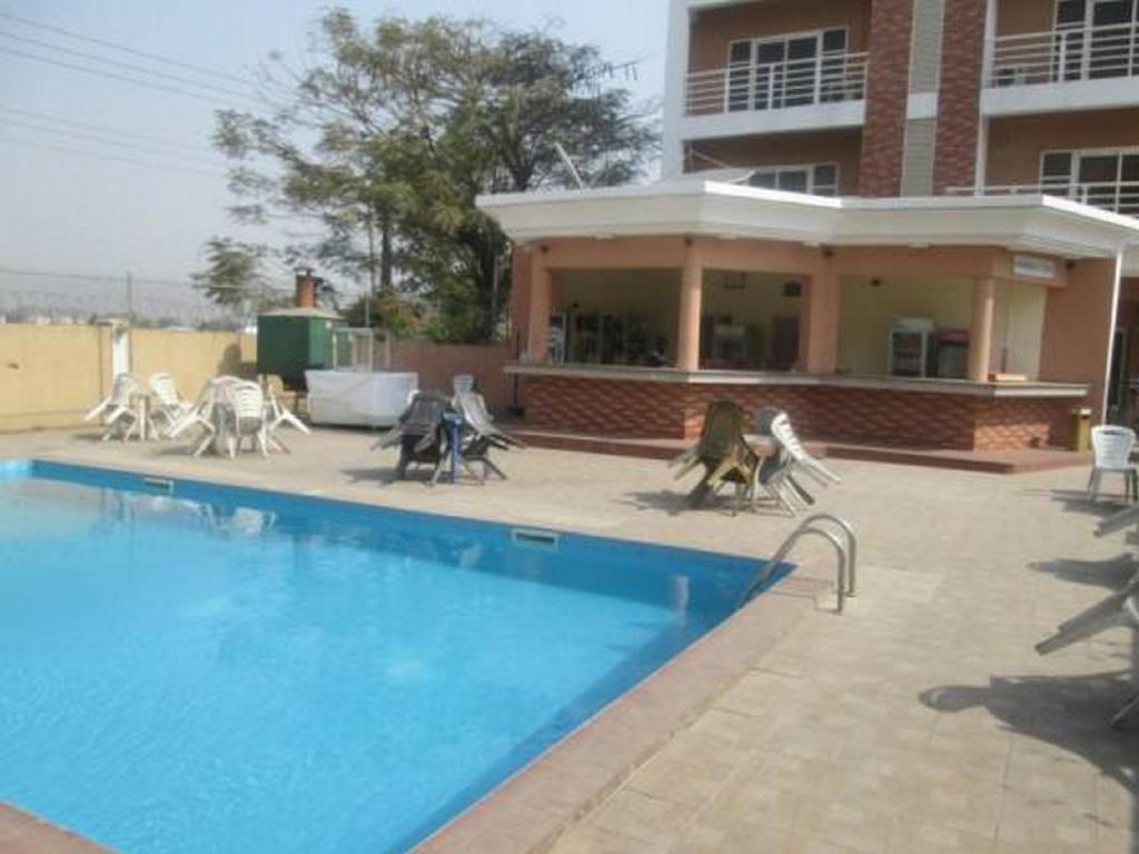 Gombe Jewel Hotel 12/14
