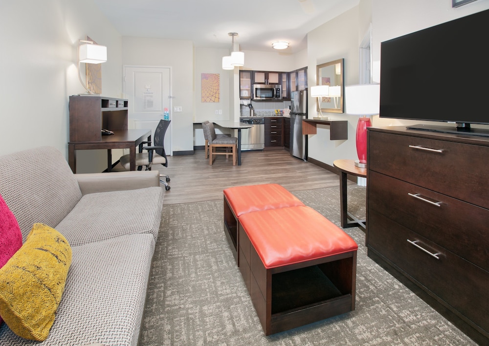 Staybridge Suites Plano - Richardson Area 39/70