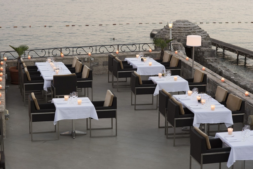 Astoria Budva 44/59