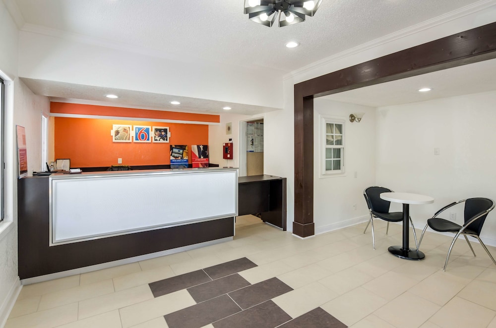 Lobby at Motel6 Salem, VA, SALEM - VA