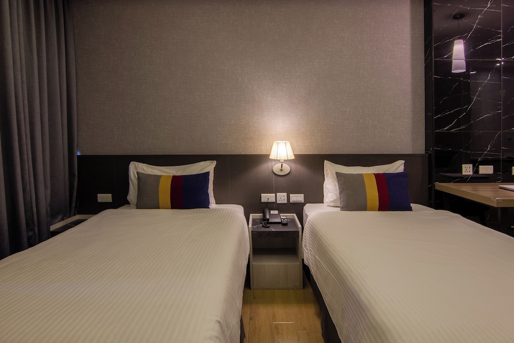 F Hotel Luzhou Taipei 15/47