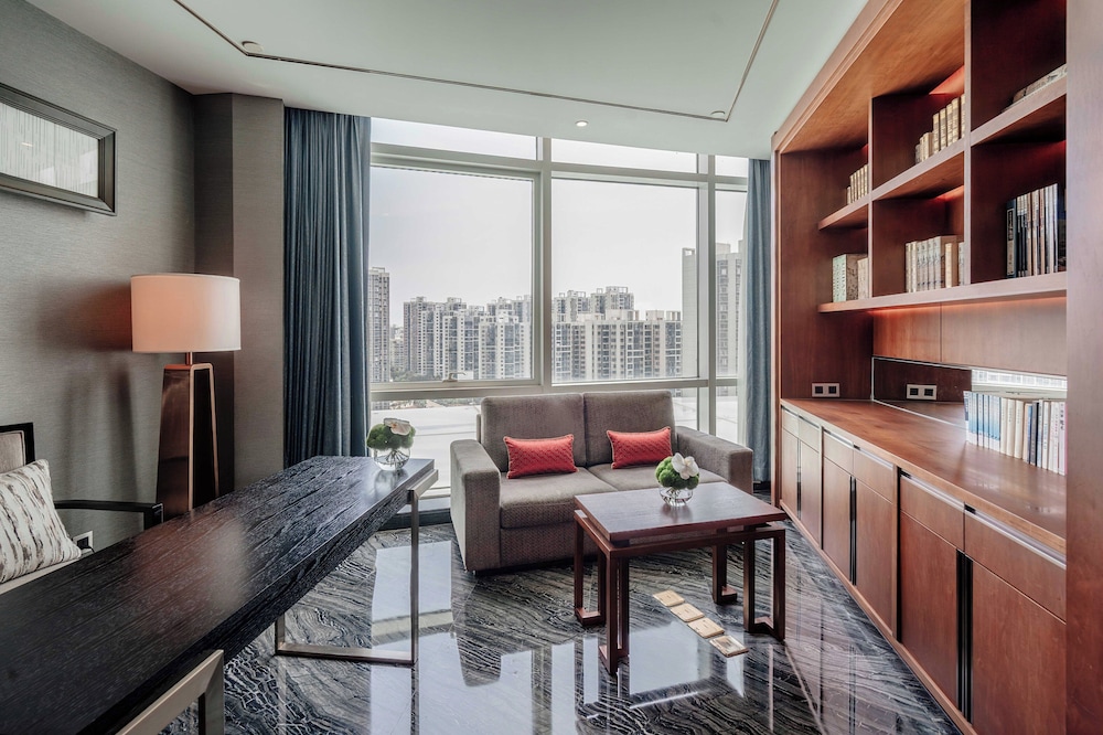 Hualuxe Hotels Resorts Haikou Seaview 27/49