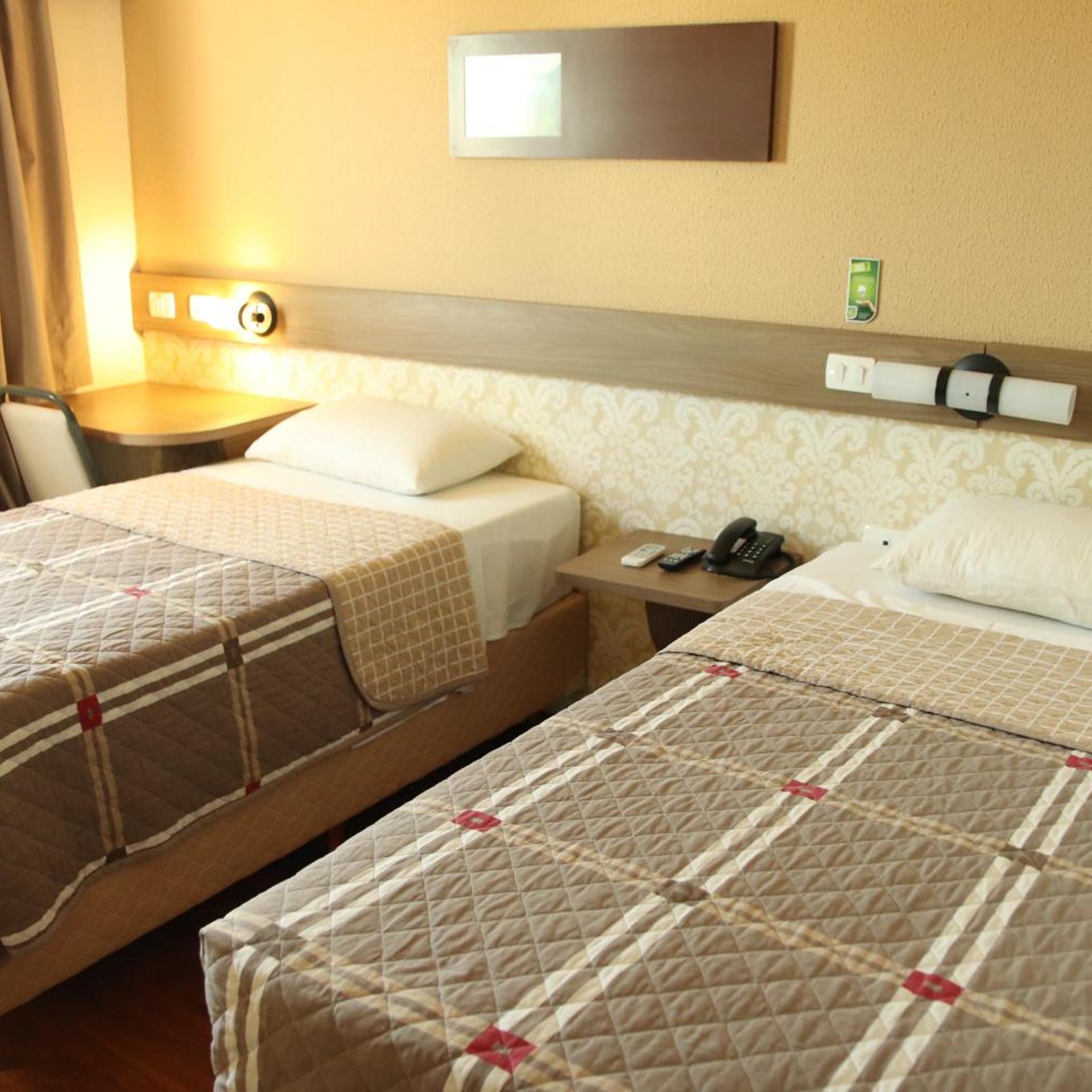 HOTEL 10 PALMAS 21/53