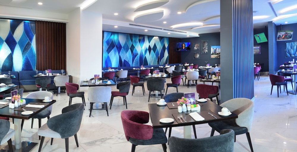 Hotel Guadalajara Country Club by HNF 34/49