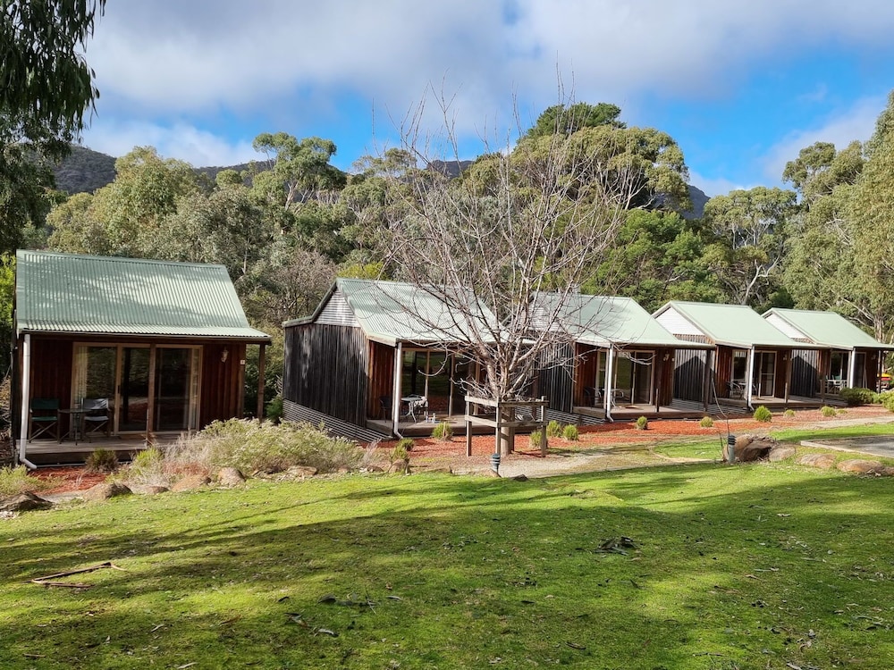 D'Altons Resort 5/50