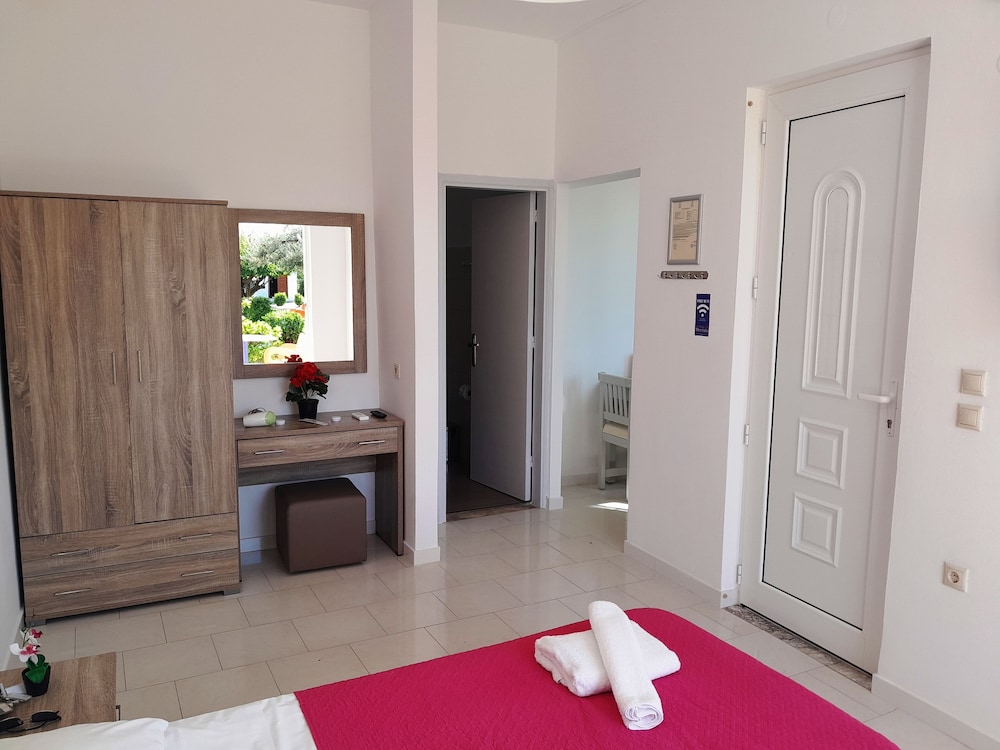 Villa Maroula 25/41