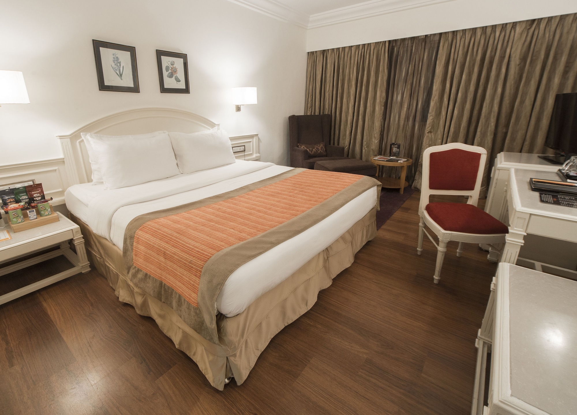 Executive Room