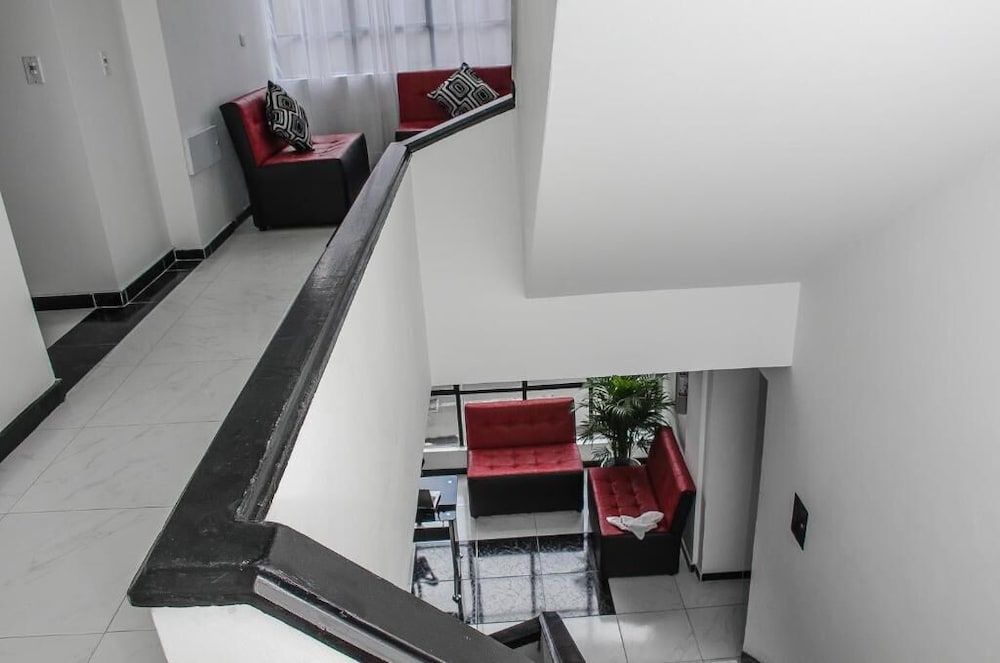 Ayenda 1077 Bogota Hills 5/52