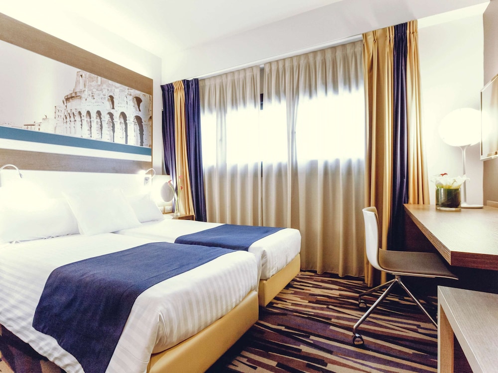 Mercure Roma Centro Colosseo 30/71