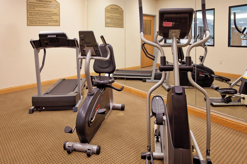 Holiday Inn Express Hotel And Suites Elkhart South 45/70
