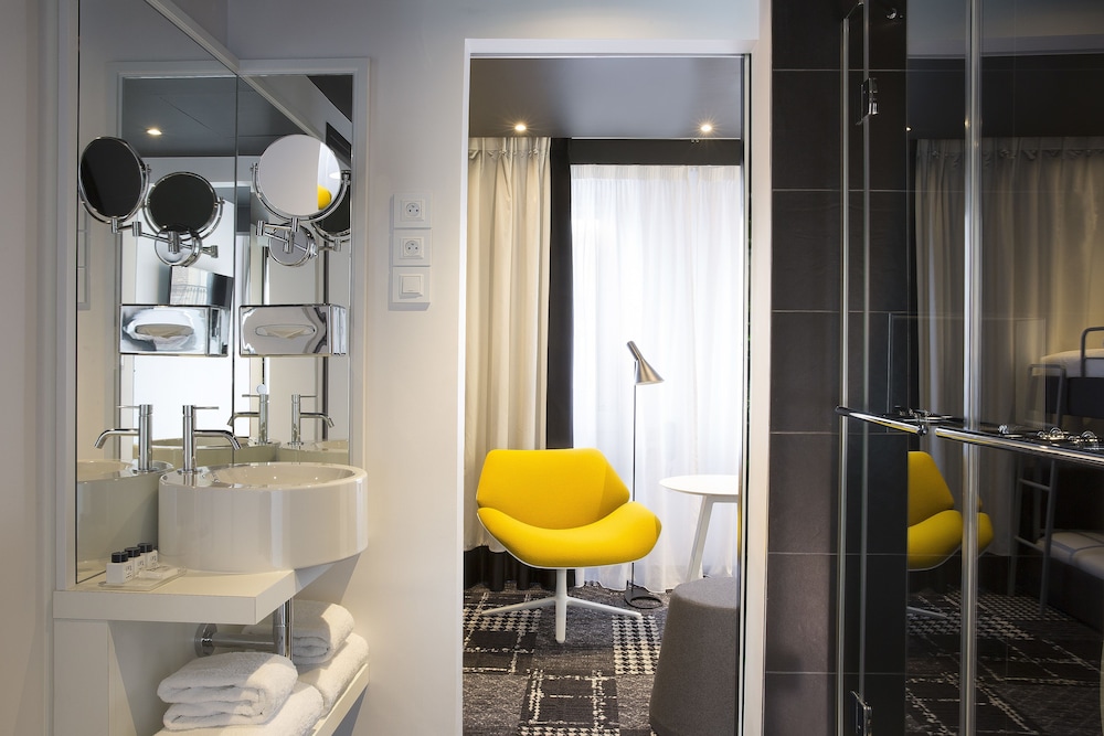 Hotel Ekta 12/40