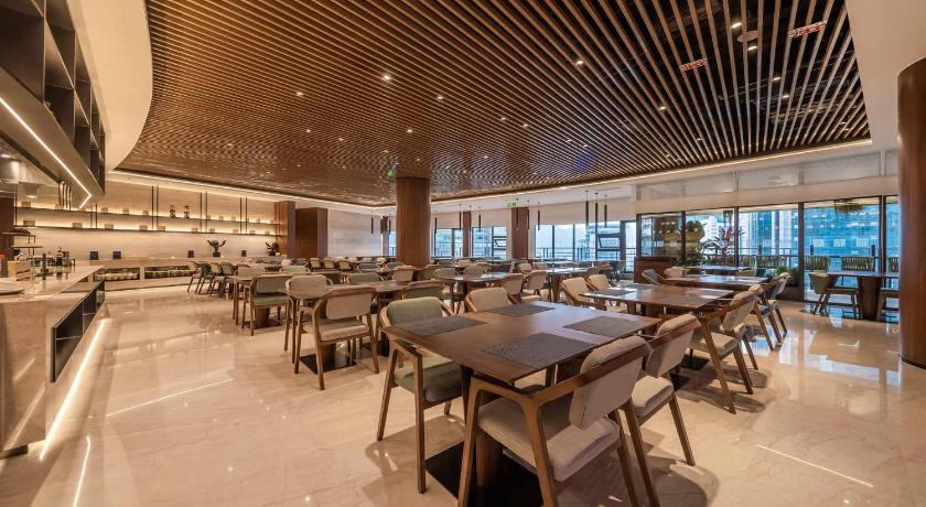 SSAW Boutique Hotel (Jiefangbei Hongya Cave Branch) 62/79