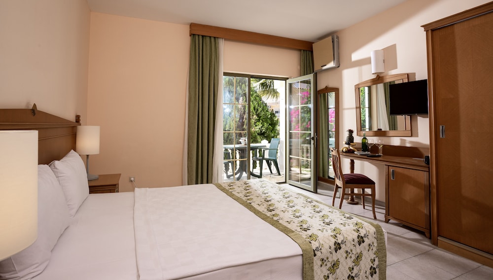 Anadolu Hotels Didim Club 24/64