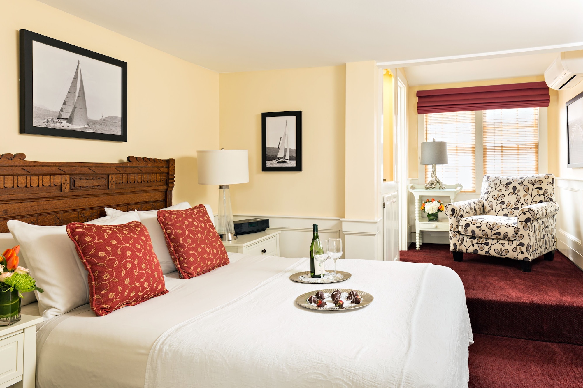 Classic, Queen Bed