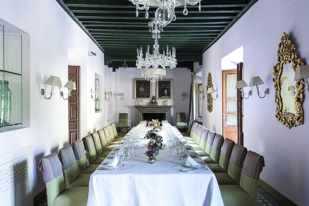Parador De Granada 67/75