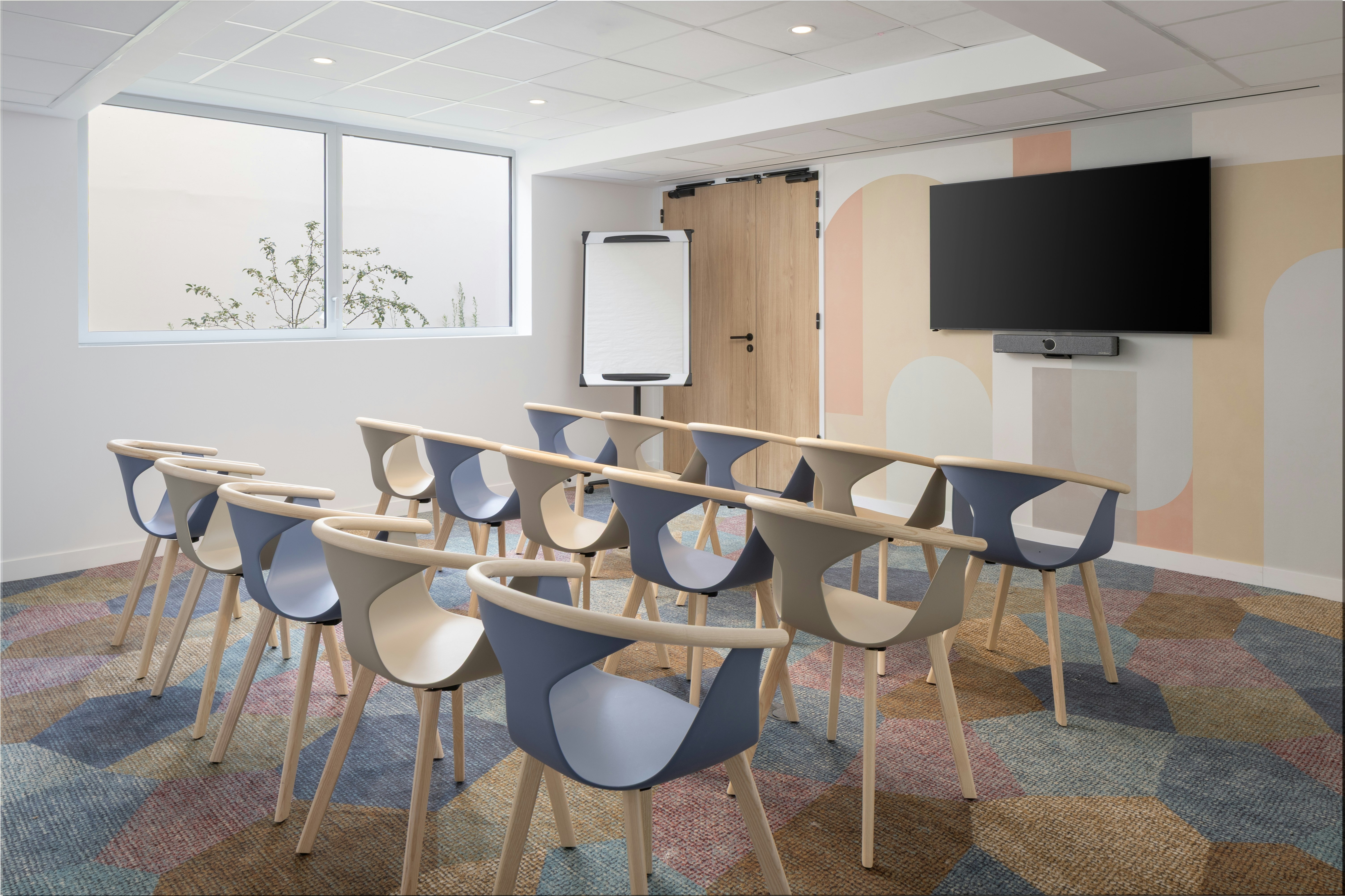 Hampton by Hilton Paris Charles de Gaulle Airport 44/49