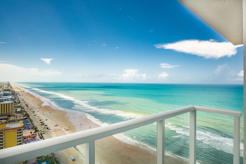 Daytona Grande Oceanfront Resort 39/50